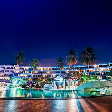Tunamaya Beach & Spa Resort- Десару Екстериор снимка